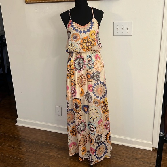 Cals Dresses & Skirts - Cals Maxi Lightweight Sheer Flowy Dress , Sz. S.